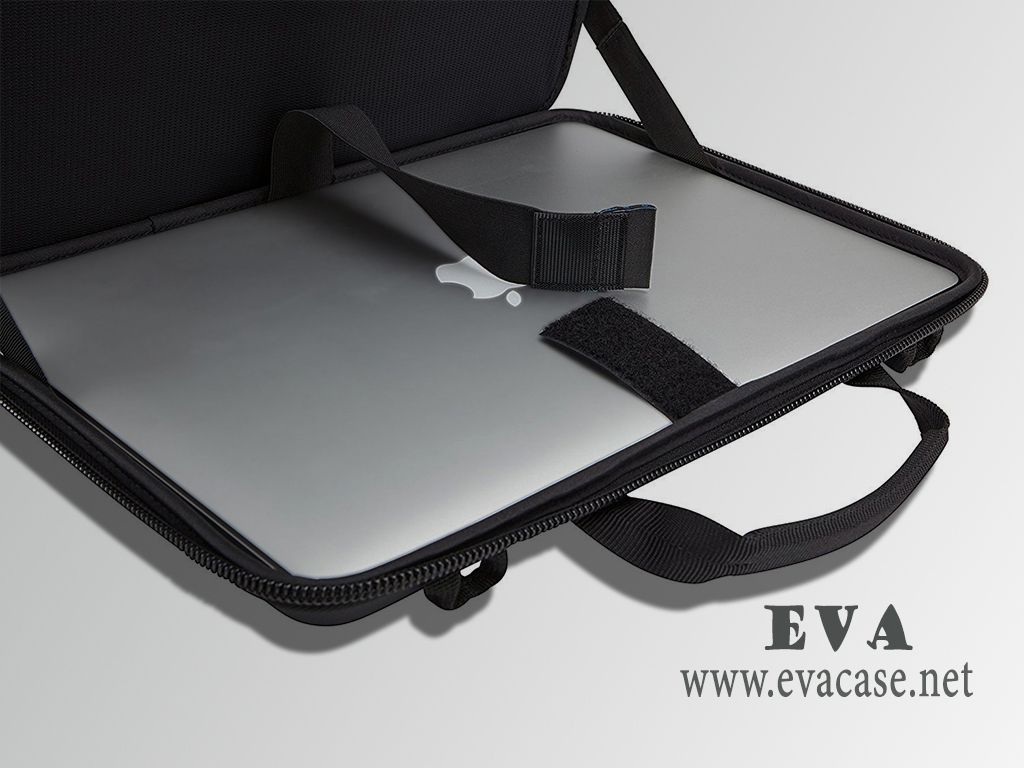 THULE hard shell Cover Holder Protector case for laptop inside