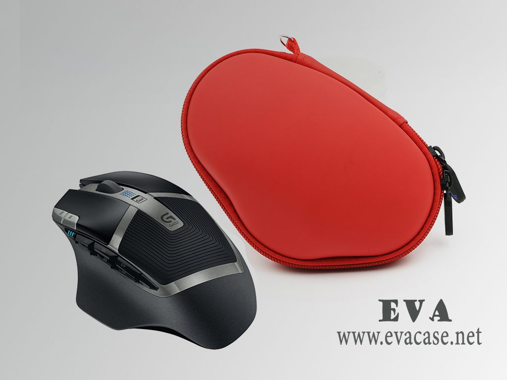 Computer mouse carrying case in hot red color