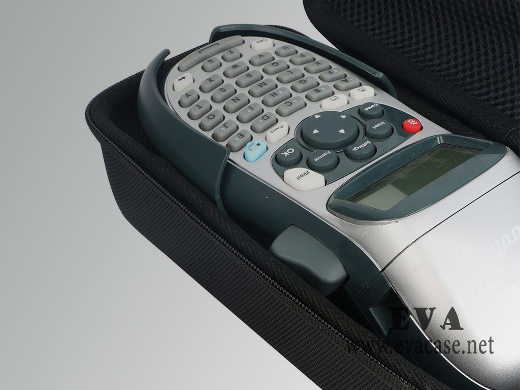 Unbranded Handheld Labeler carrying zippered case free sample design