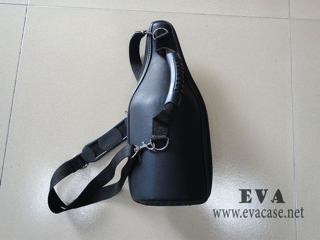 Genuine leather champagne carrier sample