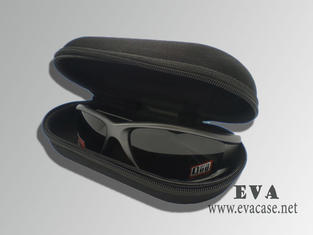 Dirty Dog Molded EVA Sunglasses organizer case inside view