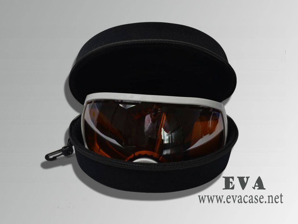 Unbranded EVA ski goggle holder case inside view