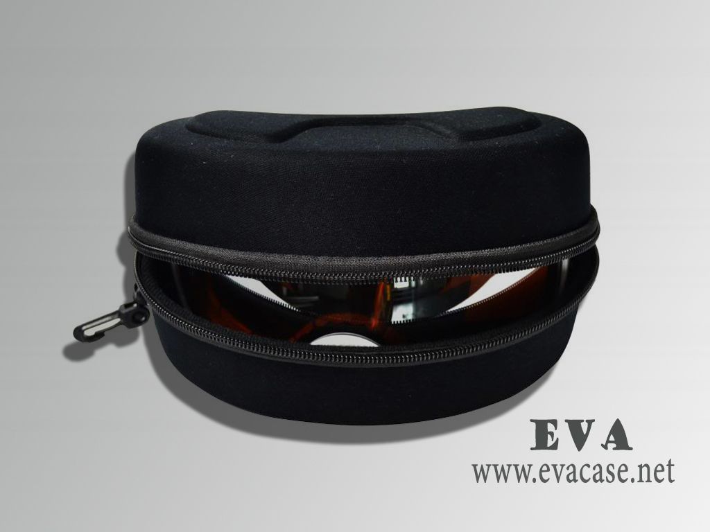 Unbranded EVA ski goggle holder case with plastic carabiner