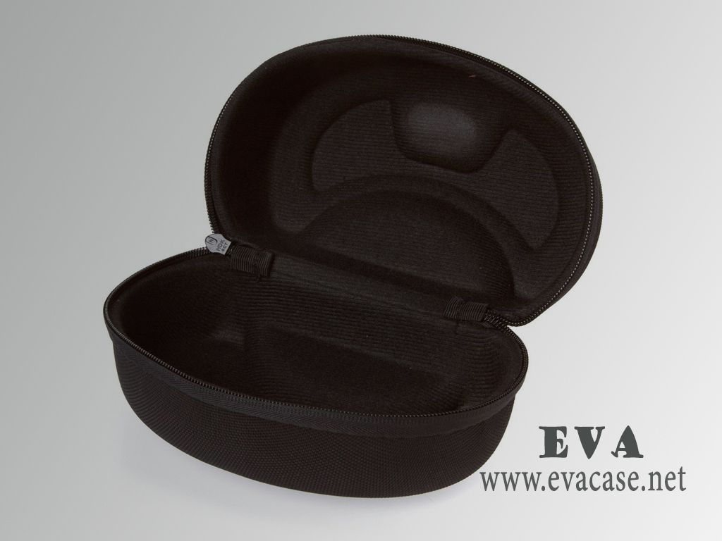 TRESPASS hard snow goggle protector case with velvet lining