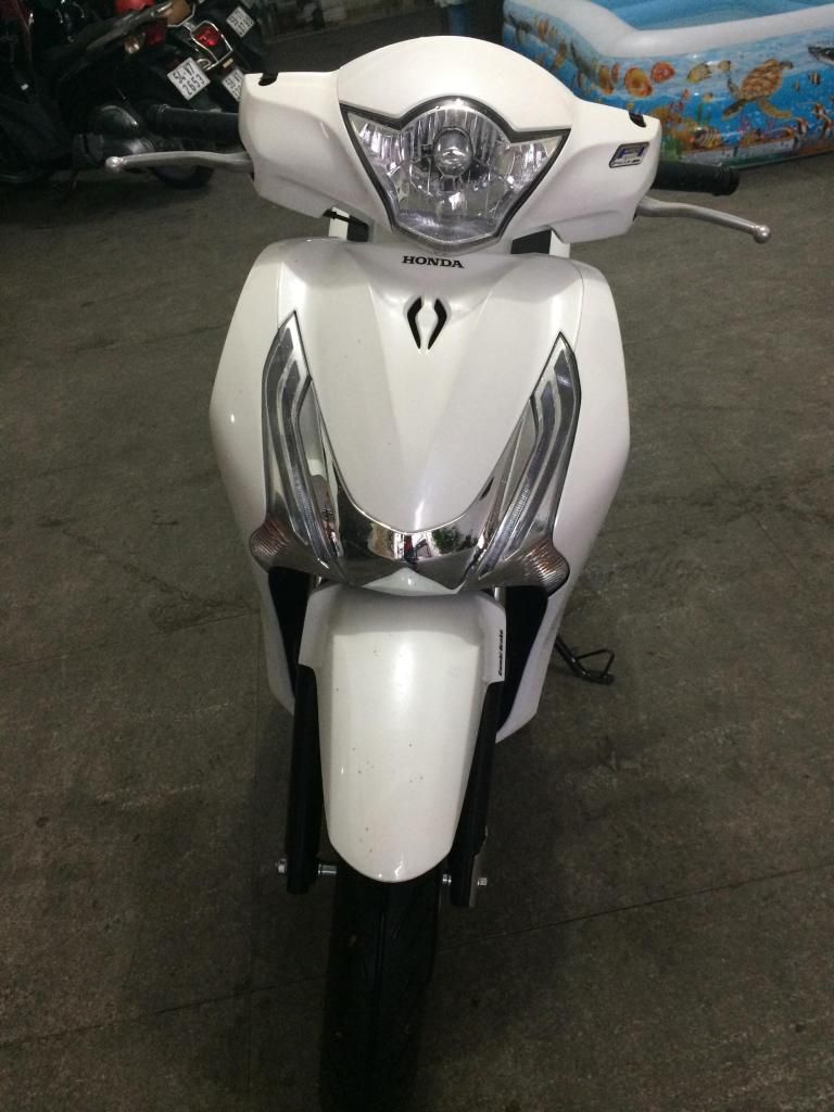 Cần bán gấp SH125 ESP màu trắng sproty