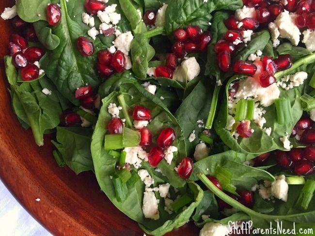  photo spinach salad with pomegranates_zpslwkzxqge.jpg