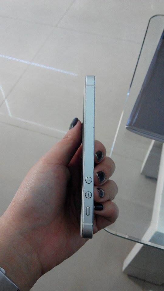 TPHCM - Bán IP5 trắng cũ - 32GB - 5