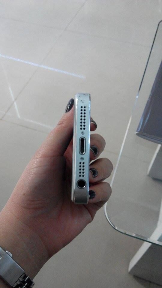 TPHCM - Bán IP5 trắng cũ - 32GB - 4