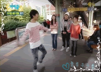 photo yesung-dancing-super-junior-yesung-24071488-350-250.gif