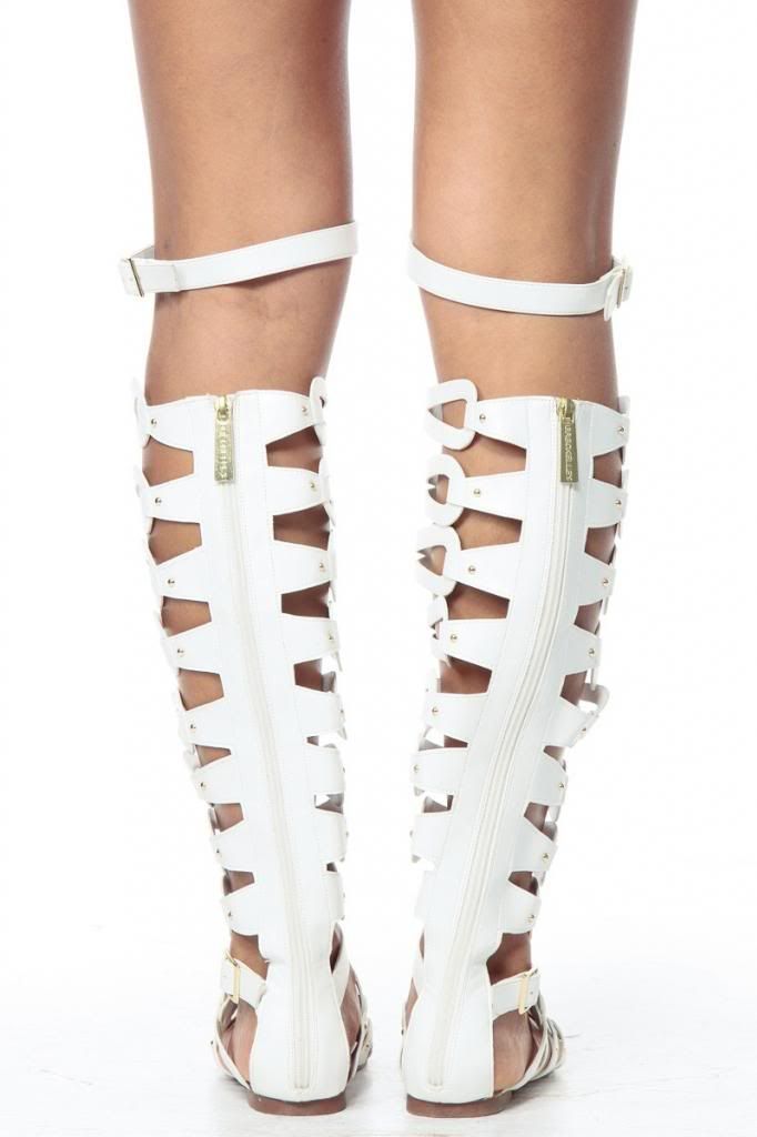buckle strappy open toe flat sandals