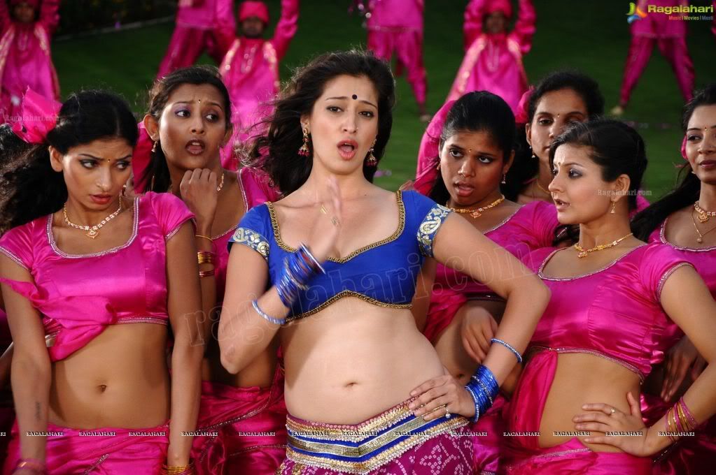 lakshmi-rai-hot-white-navel_zpsa2e4200d.