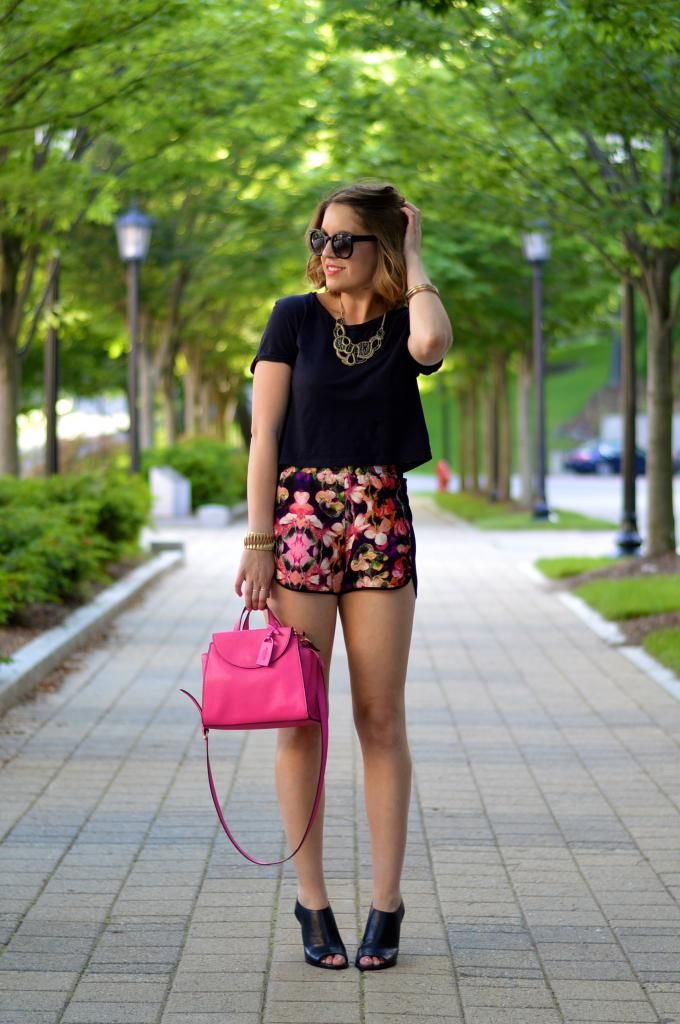 style tab, style blogger, boston blogger, floral shorts