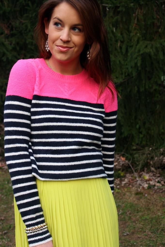 gap, sweater, neon, stripes, maxi dress, blogger, style tab