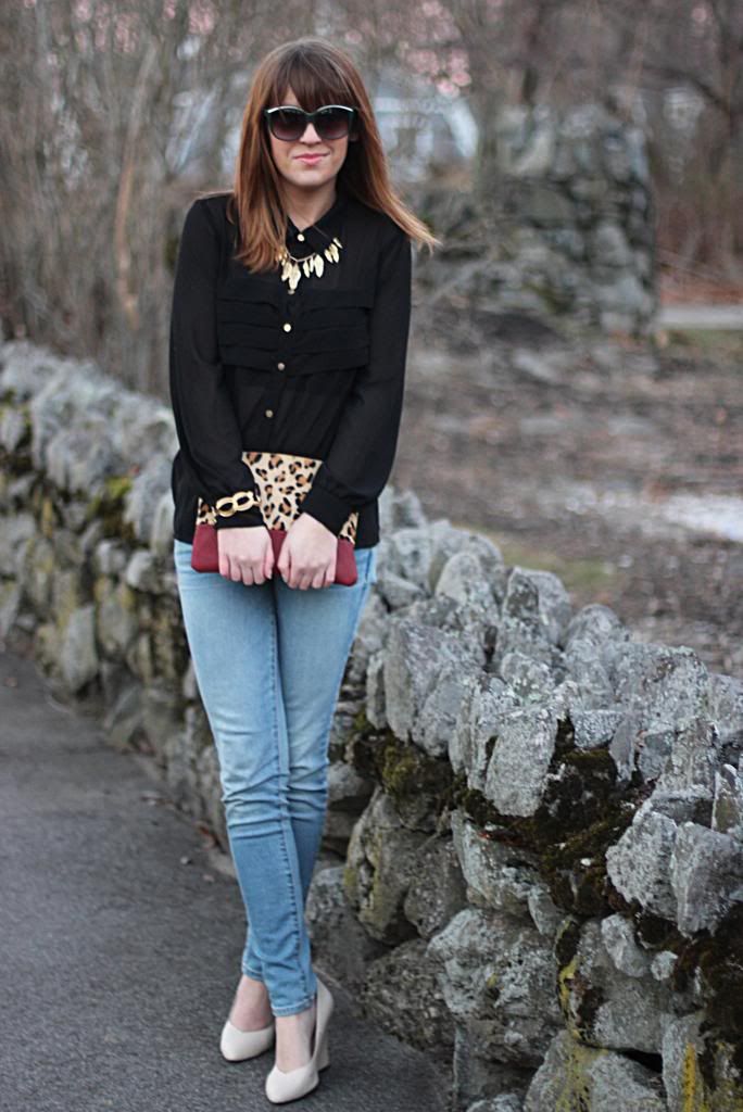 style tab, how to dress up jeans, fashion, blogger, sheer blouse, leopard clutch,