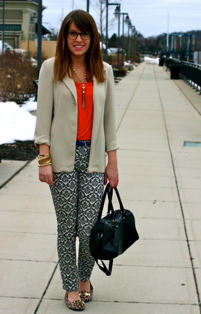 style tab, firmoo glasses, tortoise shell glasses, fashion, blogger, printed denim, blazer, leopard flats