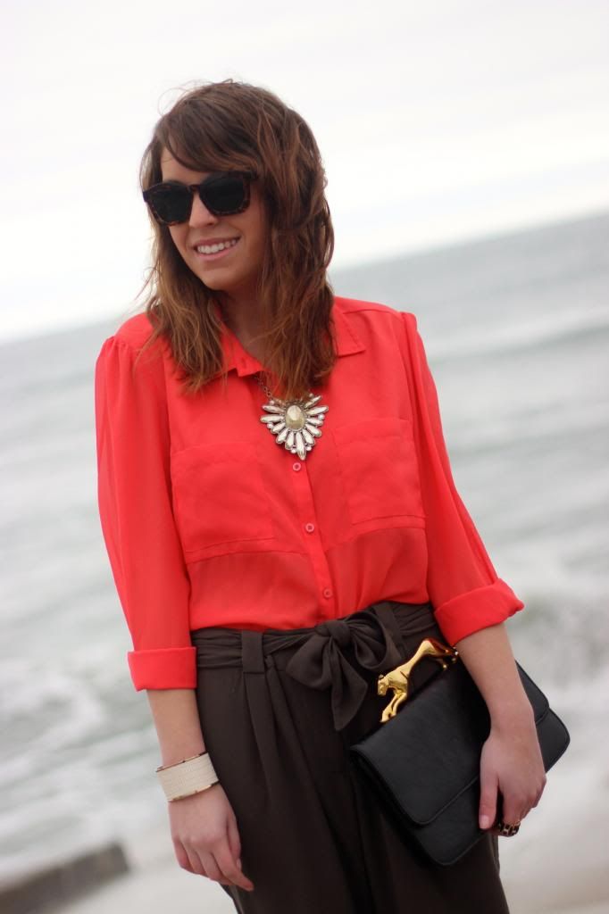 style tab, fashion, harem pants, neon shirt, leopard grip clutch, nantasket beach, massachusetts