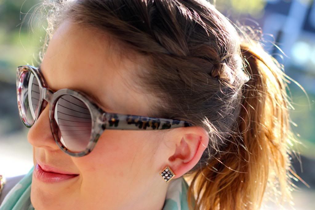 style tab, pony tail, braid, hair, blogger, leopard print sunglasses