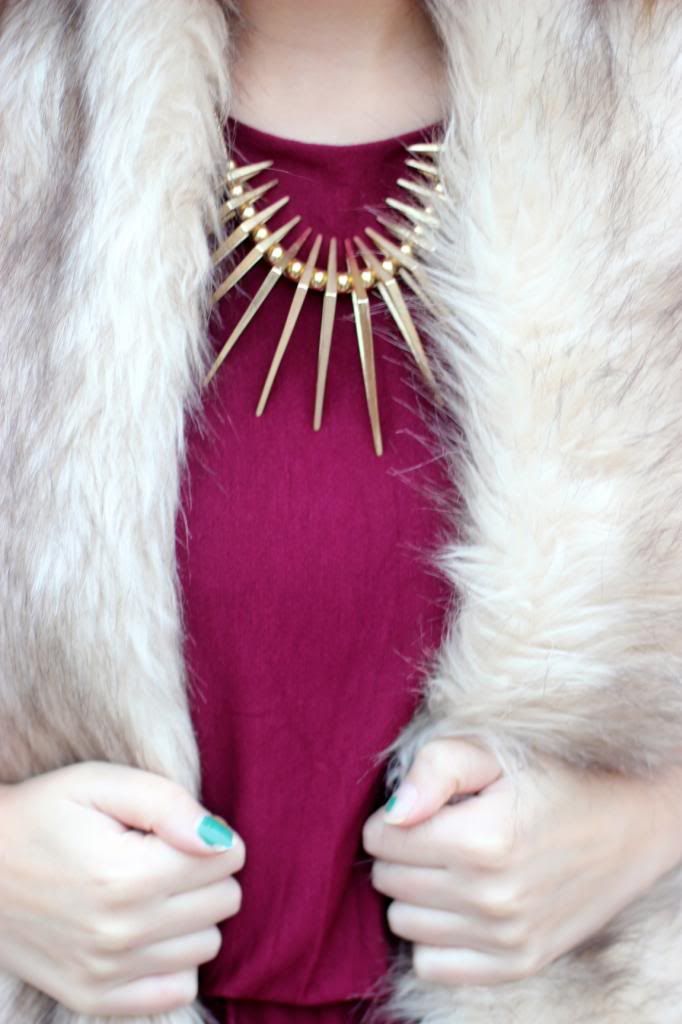 style tab, fashion blogger, boston blogger, holiday dress, spike necklace, faux fur scarf