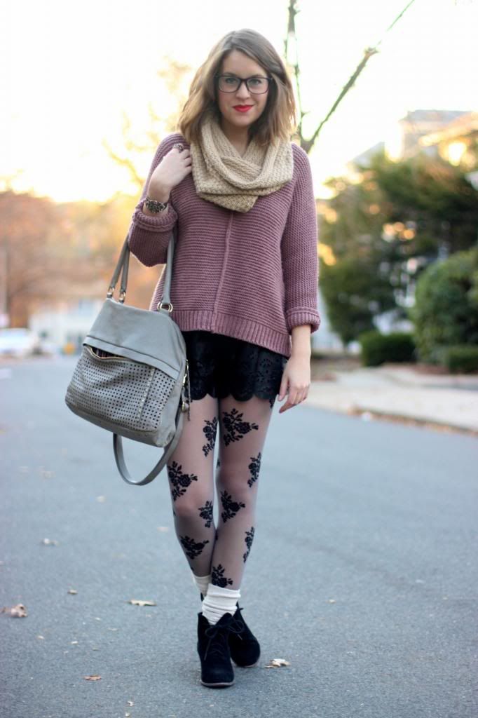 style tab, fashion blogger, boston blogger, oversized sweater, leather shorts, printed tights