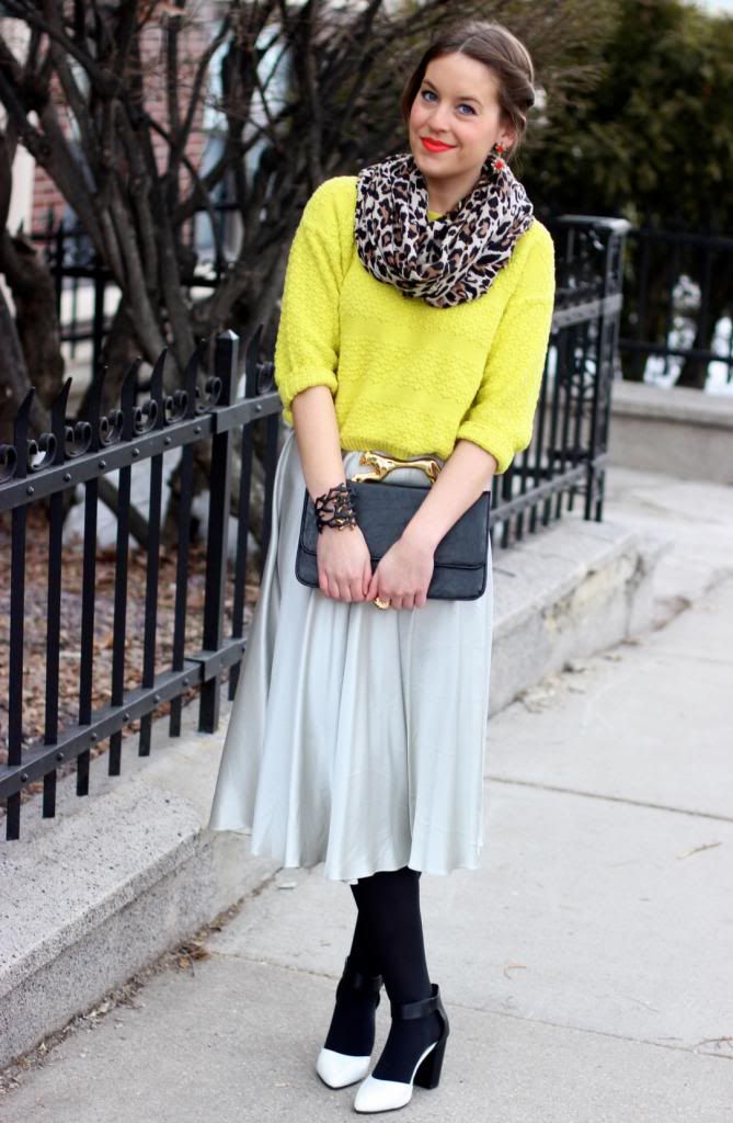 style tab, fashion blogger, boston blogger, metallic, trend, midi skirt
