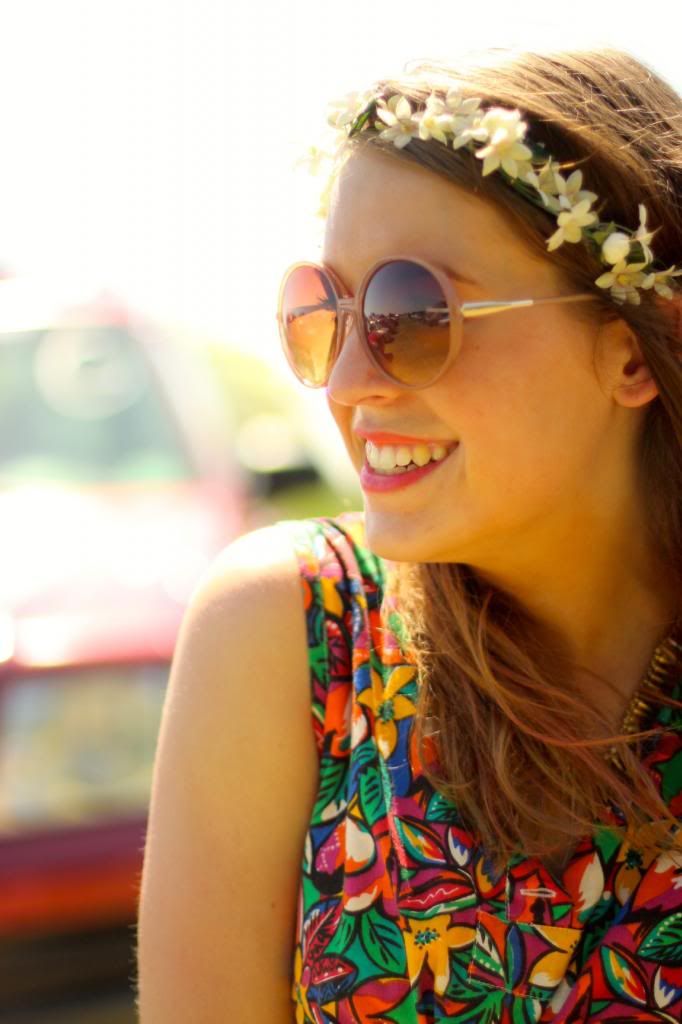 firefly festival, festival fashion, style tab, boston blogger, flower crown, round sunglasses