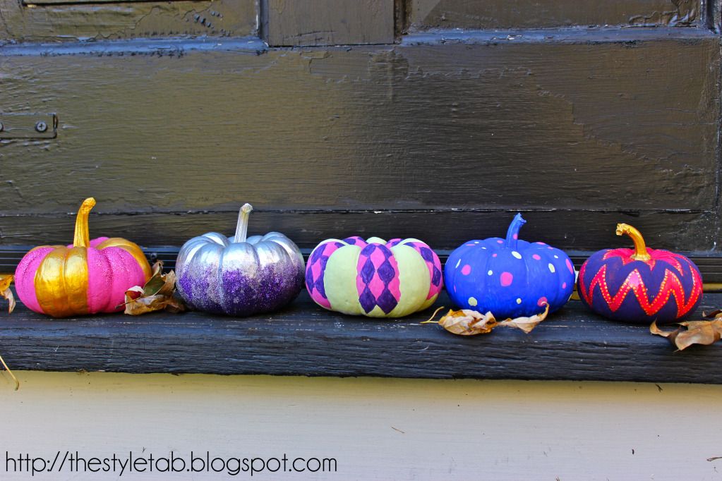 mini pumpkins, painted pumpkins, diy
