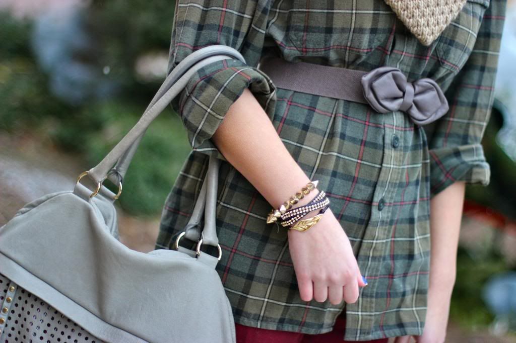 sienna ray, chloe + isabel bracelets, plaid, shirt with a belt, blogger, style tab,