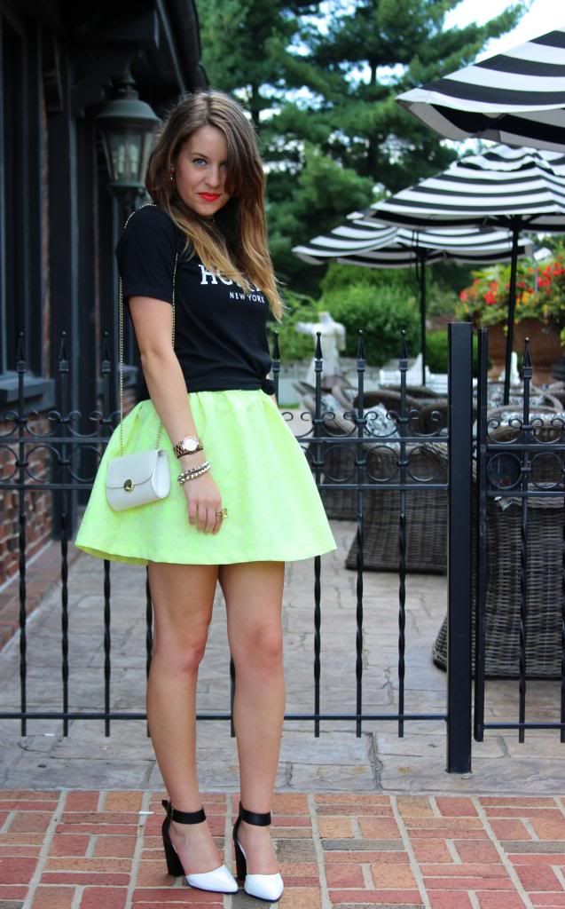 style tab, fashion blogger, boston blogger, graphic tee, neon, how to wear,