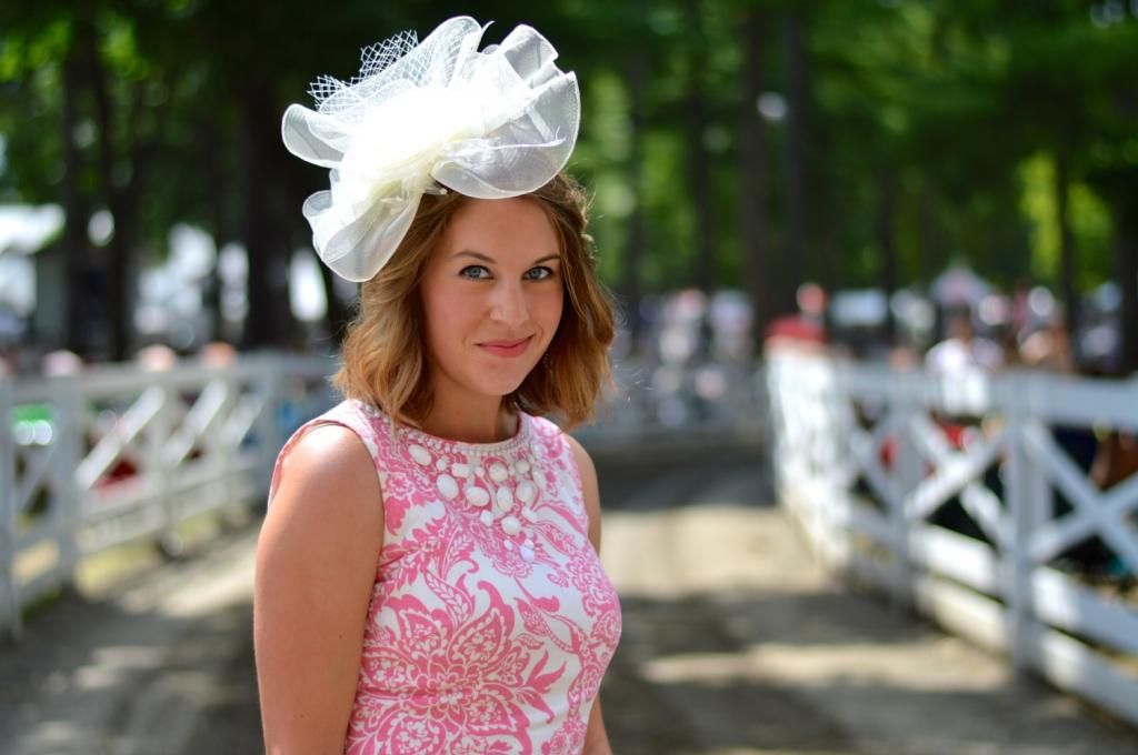 style tab, style blogger, boston blogger, saratoga springs, horse racing, outfit, fascinator