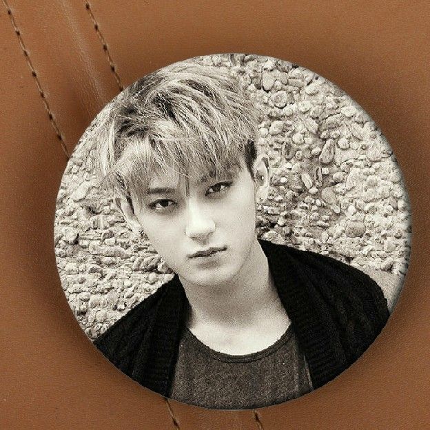 Exo Mens Style Badgepin Magazine Photo Brooch Kpop Exo M Exo K Luhan Sehun 9767